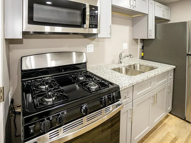 105 Lawre Cir #1 — Photo 10