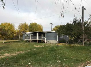 8702 N Griffin Rd, Prosser, WA 99350