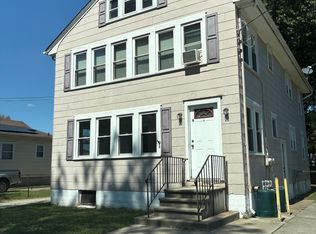 12 Plant St #2, Penns Grove, NJ 08069