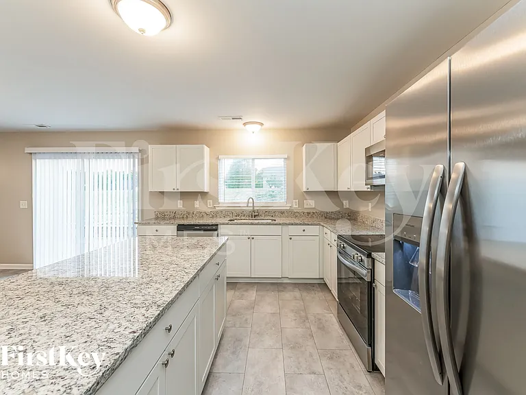 634 Conover Rd — Photo 6