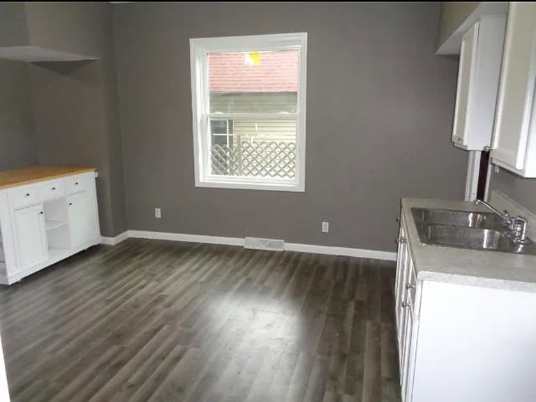 1619 Charles St #1 — Photo 9