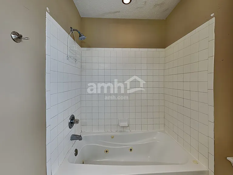 5657 Valhalla Way — Photo 10