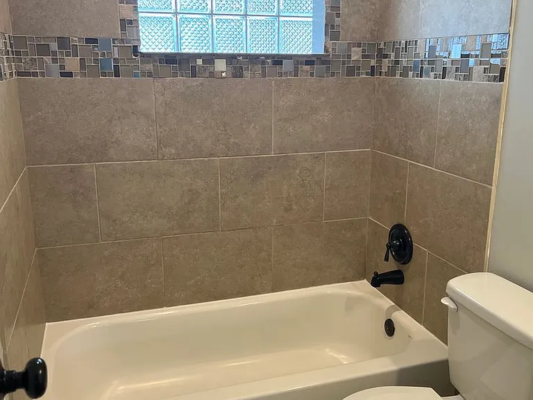 8826 Cabot Dr — Photo 8