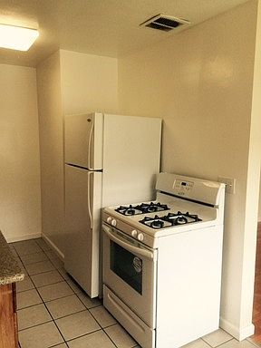 5th image of 327 Curtner Ave APT K