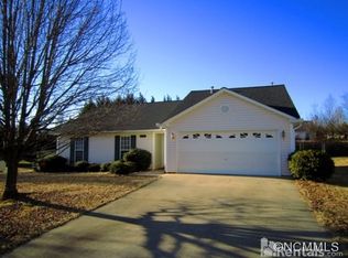 105 Sandpiper Ct, Fletcher, NC 28732