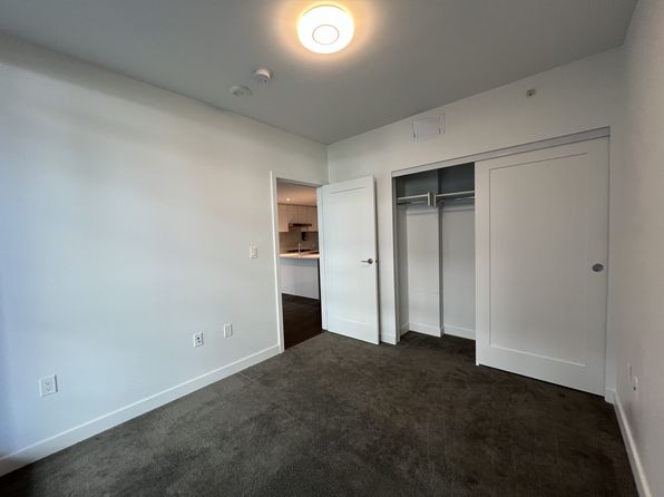 2 bedroom rental in Richmond — photo 11
