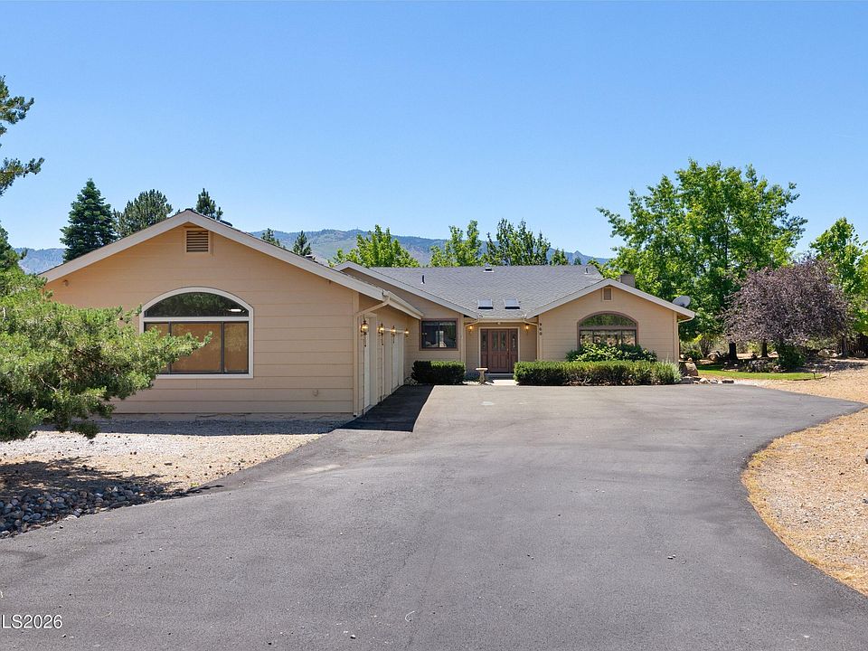 1st image of 960 Buckbrush Dr