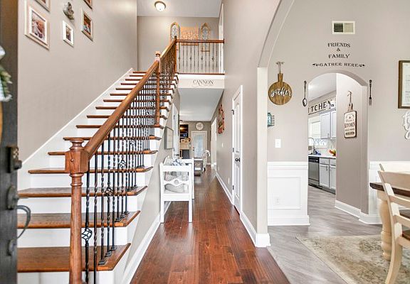 5th image of 974 Terraceside Cir