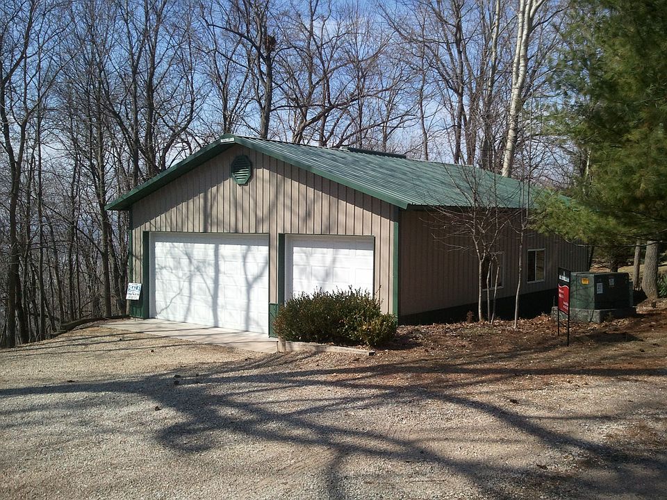 2nd image of 62258 Badger Ridge Rd