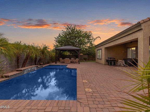 3rd image of 21367 E MAYA Road