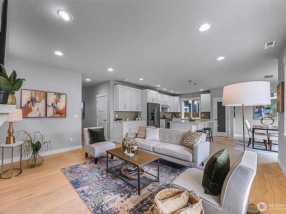 5th image of 4211 142nd Street SE #B