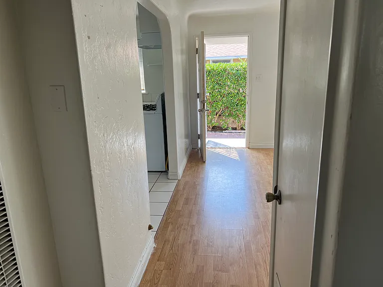 310-12 S Nevada St #312 — Photo 15