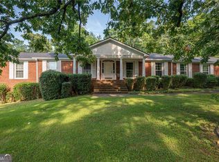 206 Sherwood Dr, Calhoun, GA 30701