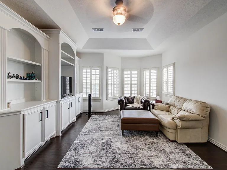 18807 Oriole Point Ct — Photo 42