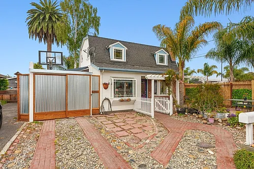 531 Dufour St Photo 1