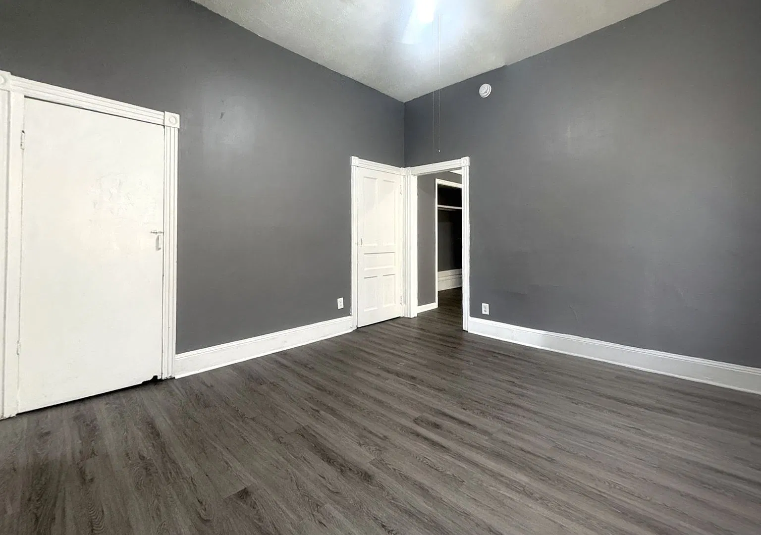 1653 Harrison Street — Photo 3