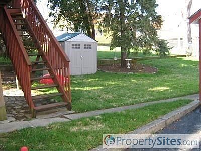 5th image of 3951 Trevor Ave