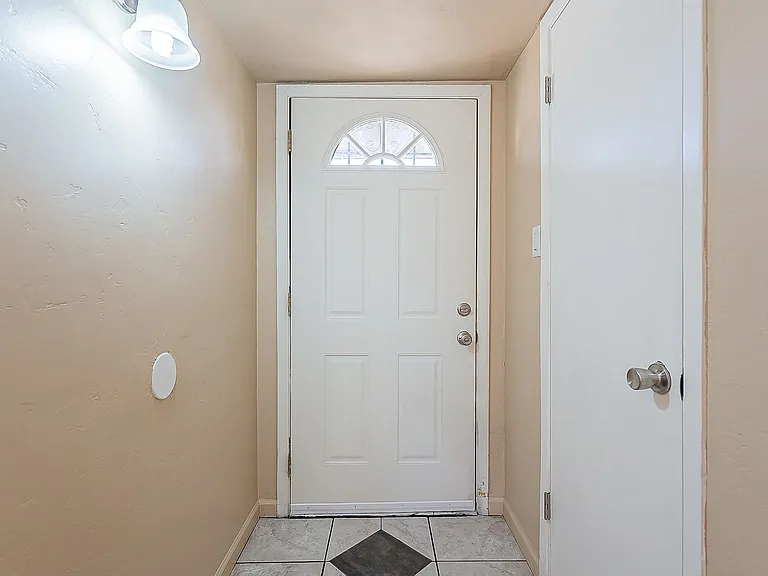 1620 N Wilmot Rd #N200 — Photo 6
