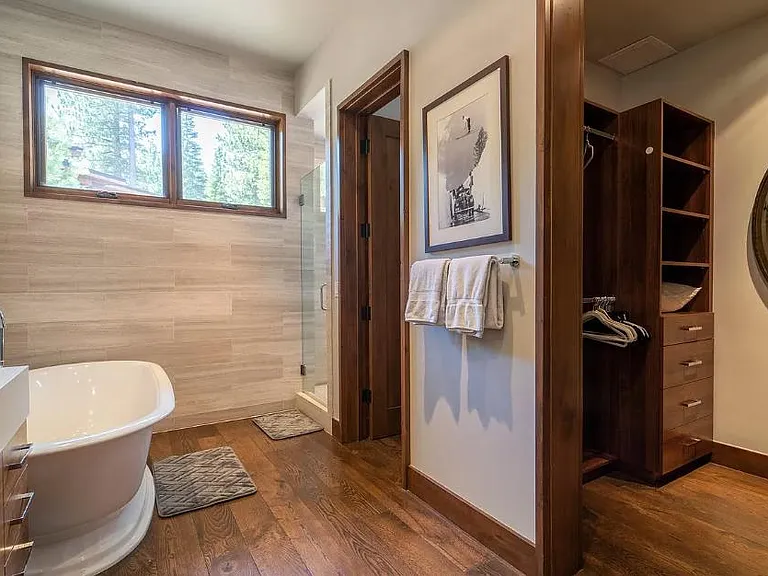 10569 Glenbrook Ct — Photo 21