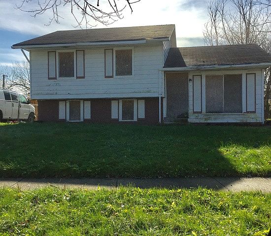 1st image of 1501 Park Ln