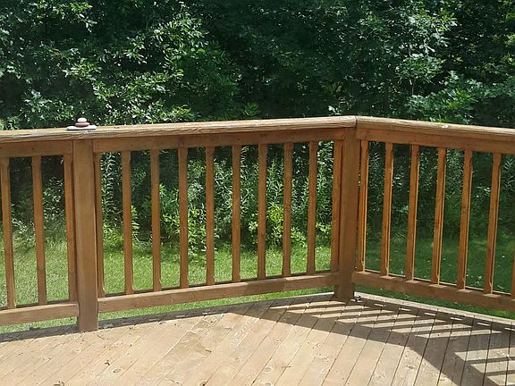 3rd image of 618 Shady Maple Dr #1