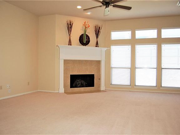3rd image of 8481 Cain River Dr