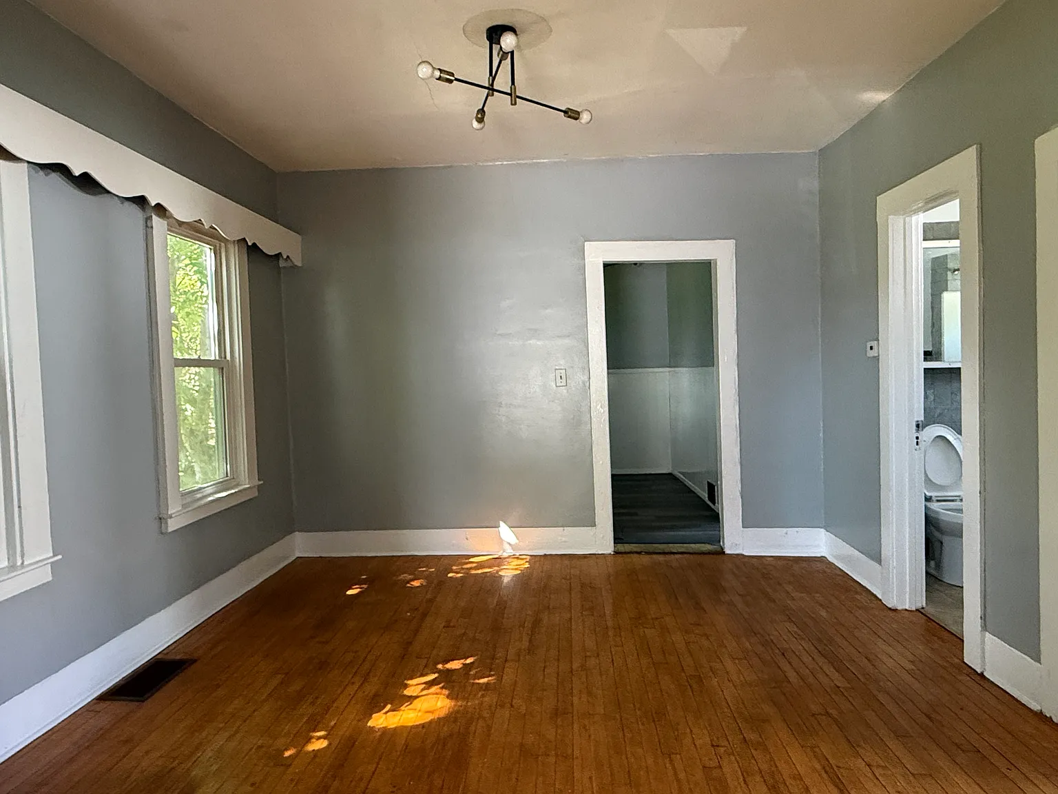 3 bed, 1500 sqft, $1,700 — Photo 3