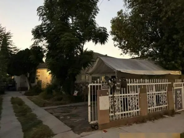8607-8609 And 8611 Elm St, Los Angeles, CA 90002