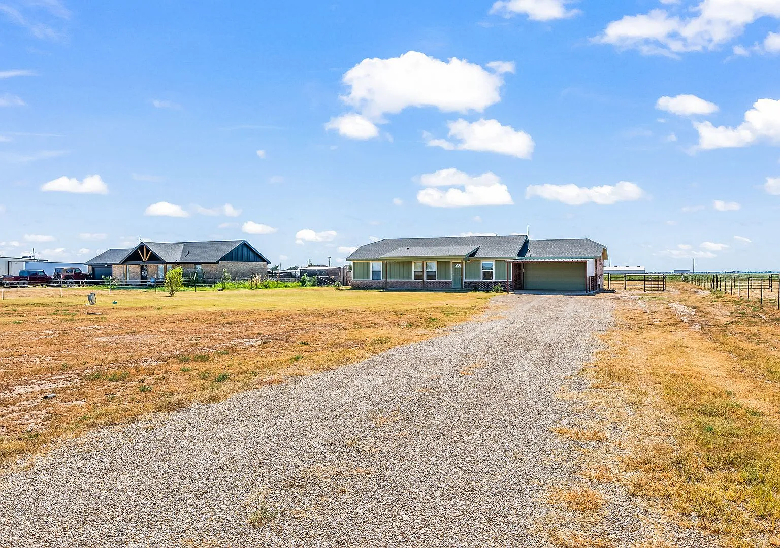 Country Living In Roosevelt ISD! — Photo 4