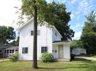 212 E Grant St, Greenville, MI 48838