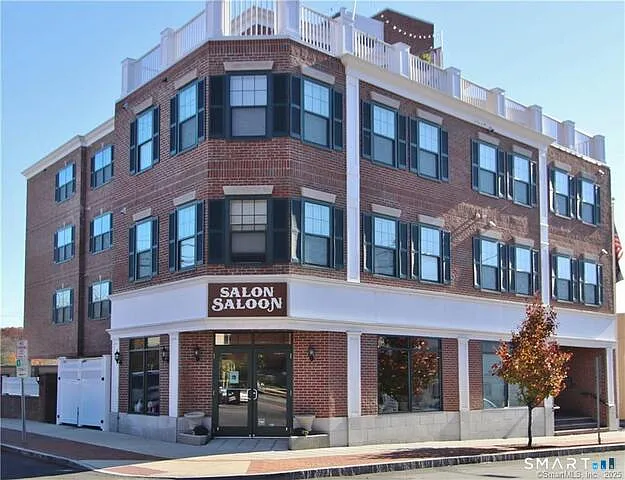 1 bed, 550 sqft, $2,300 — Photo 4