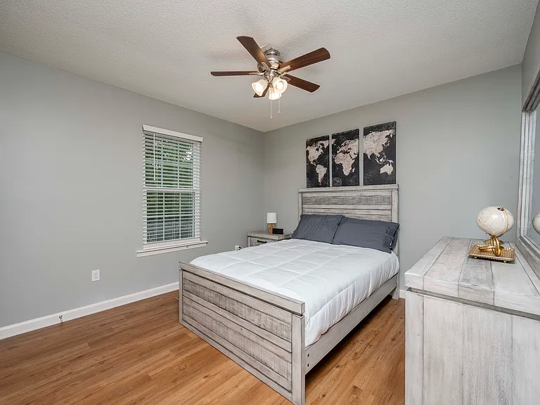 202 Caribou Trl — Photo 29