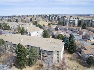 3184 S Heather Gardens Way APT 207, Aurora, CO 80014
