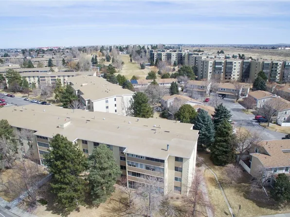 3184 S Heather Gardens Way APT 207, Aurora, CO 80014