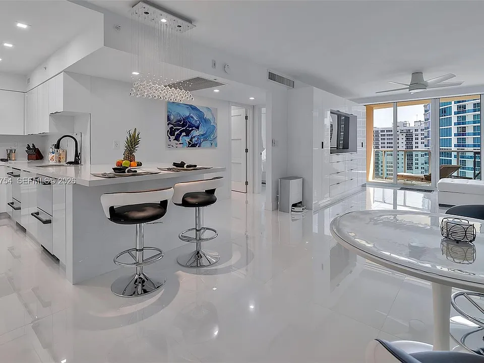2501 S Ocean Dr #1515
