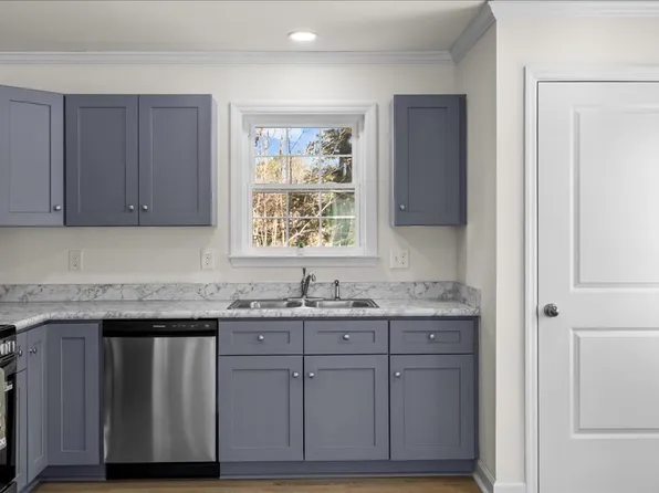 470 S Main St, Chase City, VA 23924