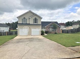 5125 King Arthur Ln, Ellenwood, GA 30294