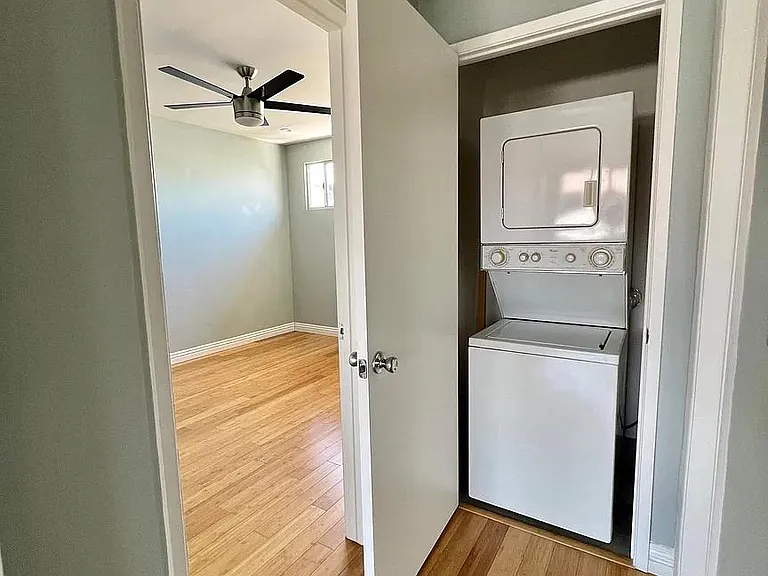 2111 E Bermuda St #7 — Photo 8