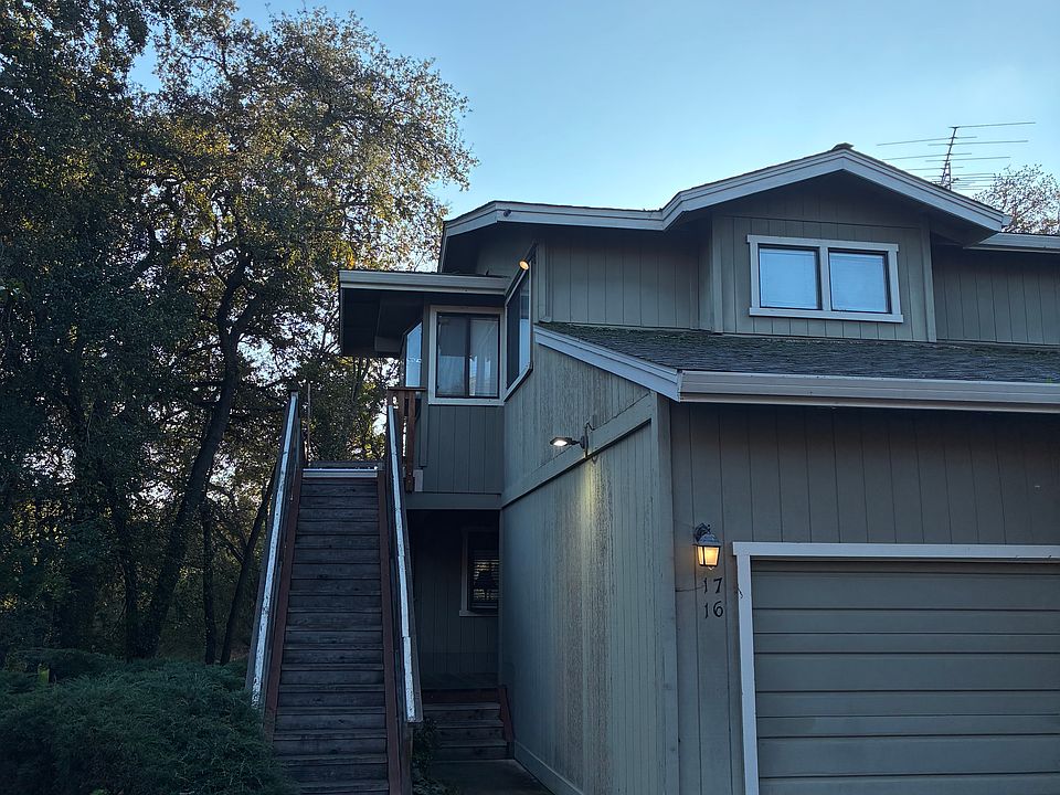 1st image of 7733 Lauppe Ln APT 17