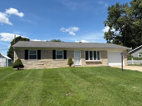 820 S Curry Pike, Bloomington, IN 47403