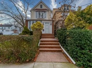 8838 69th Ave, Forest Hills, NY 11375