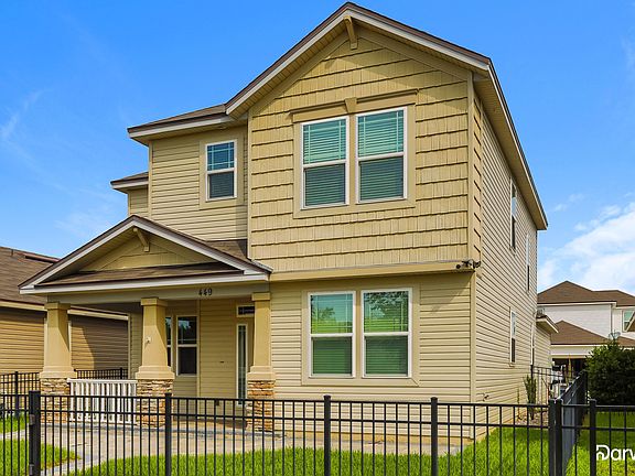 3rd image of 449 Vineyard Ln