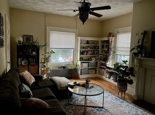 115 Butler Ave APT 1, Providence, RI 02906