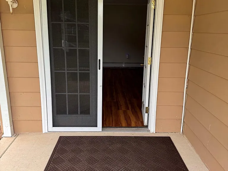 33 Twisting Ln — Photo 15