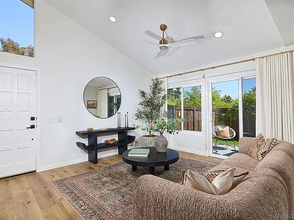 3rd image of 2031 Shadytree Ln