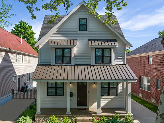 2nd image of 811 Smith Ave