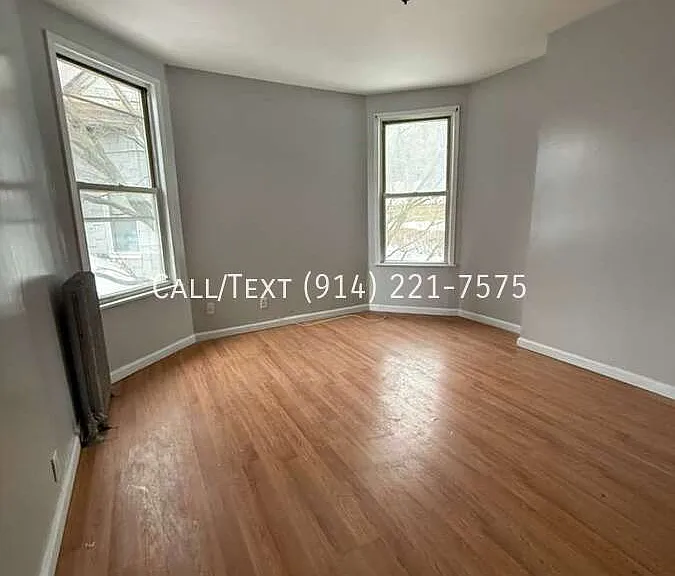 584 Warburton Ave #2 — Photo 4