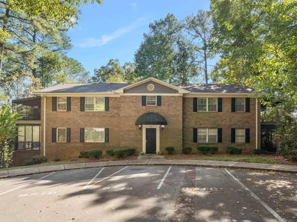 871 Vestavia Villa Ct APT C, Vestavia, AL 35226