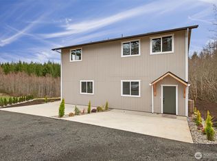 11 Sun Crest Lane, Cathlamet, WA