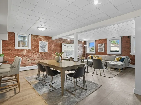 25 South St APT B1, Boston, MA 02135